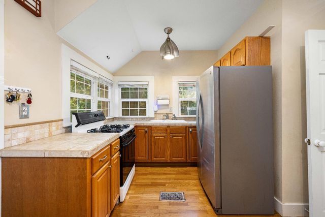 815 22nd St, Sacramento, CA 95816