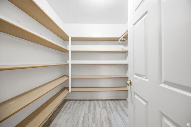 2183 W W JORDAN VILLA DR, West Jordan, UT 84088