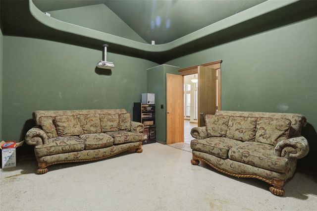 600 NW 160th Street, Edmond, OK 73013