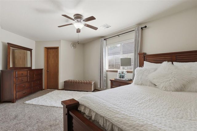 600 NW 160th Street, Edmond, OK 73013