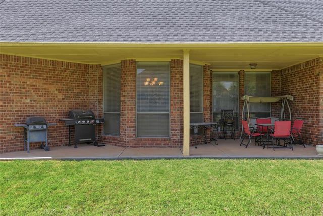 600 NW 160th Street, Edmond, OK 73013