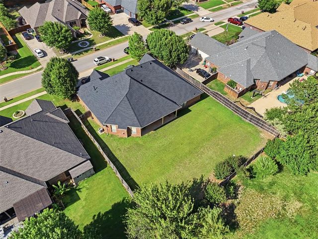 600 NW 160th Street, Edmond, OK 73013
