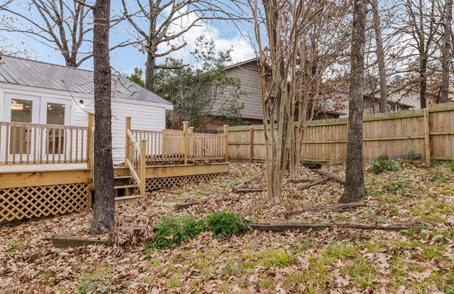 14 Marble Ct, Little Rock, AR 72212