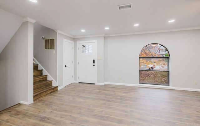 14 Marble Ct, Little Rock, AR 72212