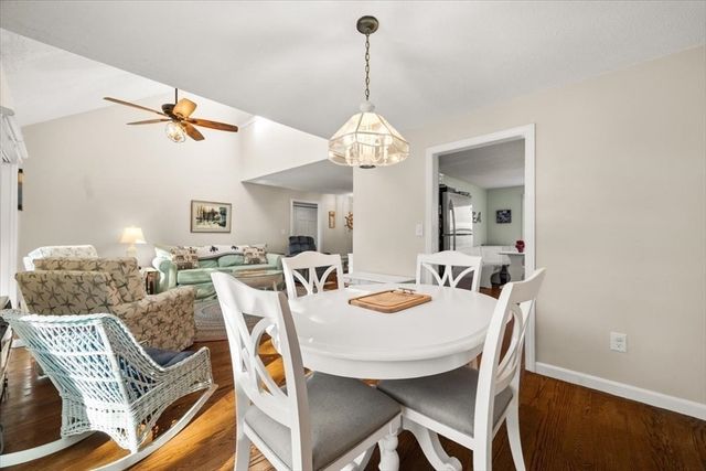 14 Cedarledge Vlg 14, Cohasset, MA 02025