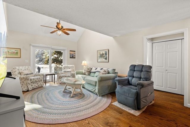 14 Cedarledge Vlg 14, Cohasset, MA 02025