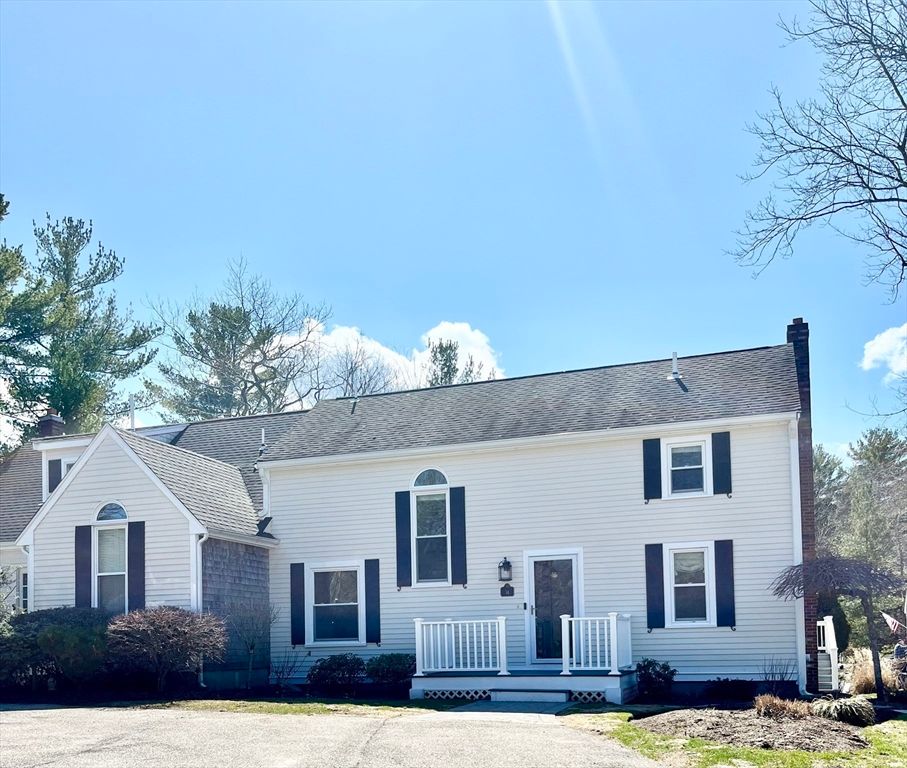 14 Cedarledge Vlg 14, Cohasset, MA 02025