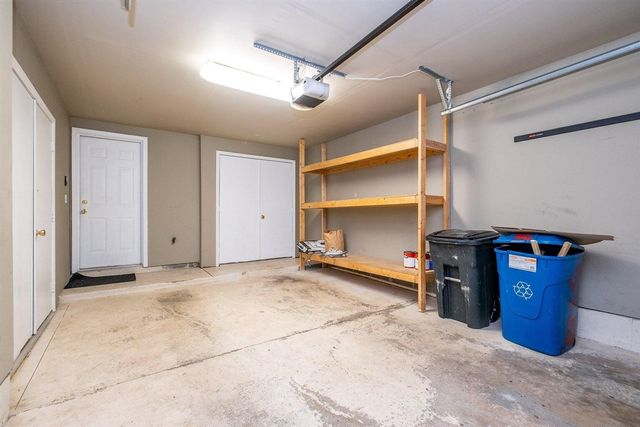5362 Brookemonte Circle, Rochester, MI 48306