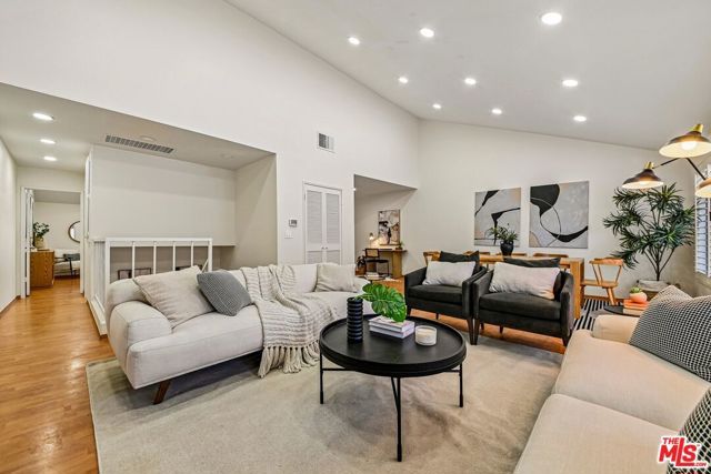 1015 Arcadia Avenue 8, Arcadia, CA 91007
