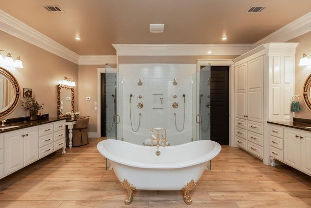 5950 Keith Rd, Lumberton, TX 77657