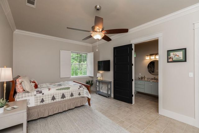 5950 Keith Rd, Lumberton, TX 77657