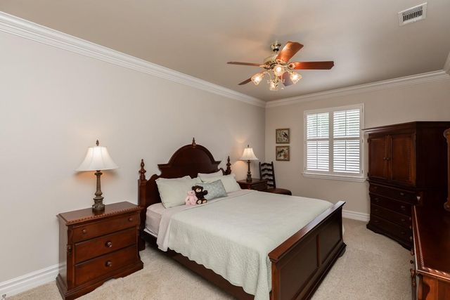 5950 Keith Rd, Lumberton, TX 77657