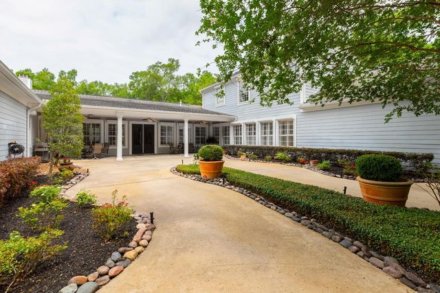 5950 Keith Rd, Lumberton, TX 77657