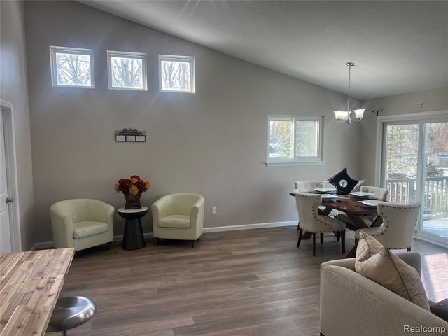 37378 Amhurst Drive, Westland, MI 48185