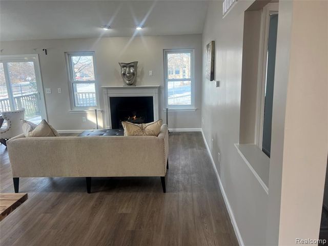 37378 Amhurst Drive, Westland, MI 48185