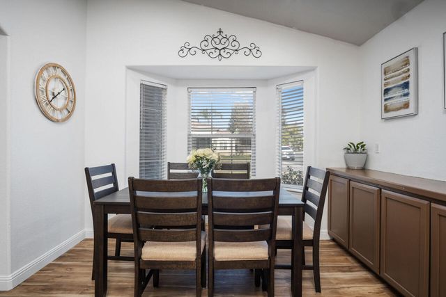 2417 E Omaha Avenue, Fresno, CA 93720