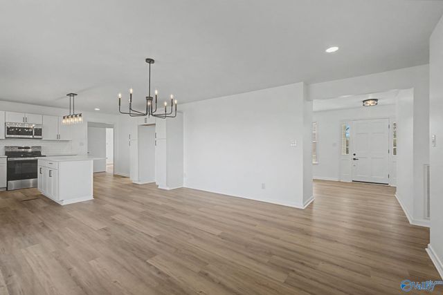 839 Isom Road, Guntersville, AL 35976