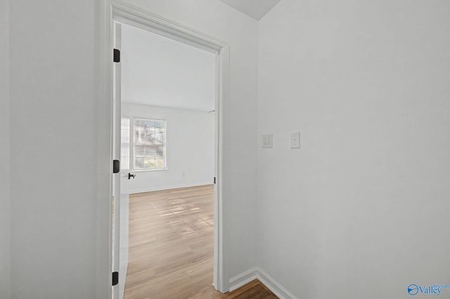 839 Isom Road, Guntersville, AL 35976