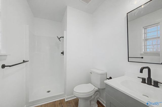 839 Isom Road, Guntersville, AL 35976