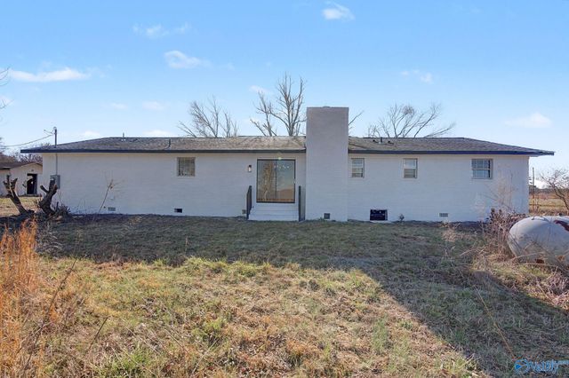 839 Isom Road, Guntersville, AL 35976