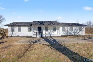 839 Isom Road, Guntersville, AL 35976