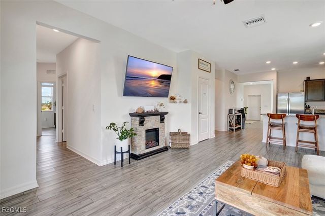 4413 NW 34th ST, Cape Coral, FL 33993