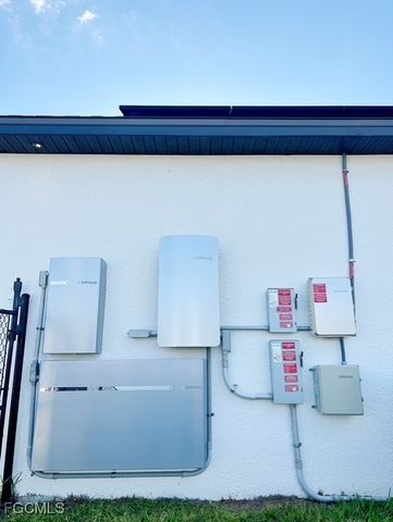 4413 NW 34th ST, Cape Coral, FL 33993