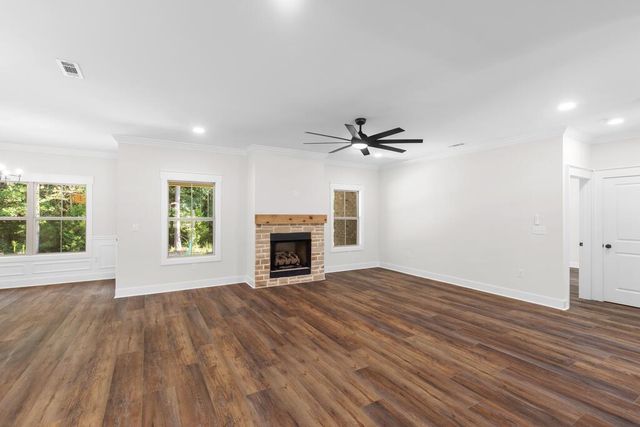 202 Cypress Glade Lane, Midland City, AL 36350