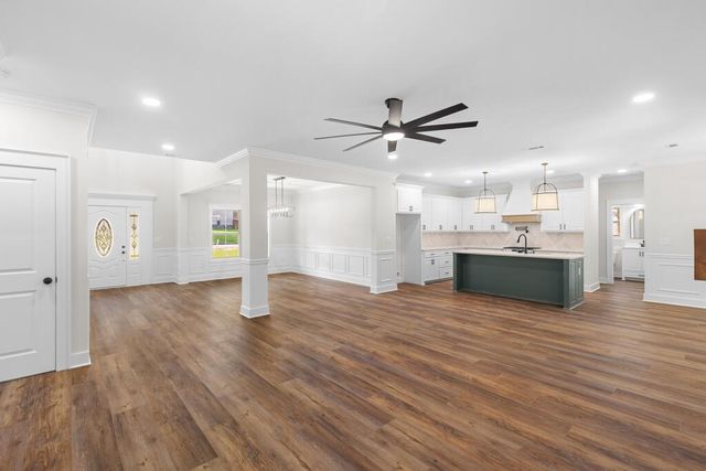 202 Cypress Glade Lane, Midland City, AL 36350
