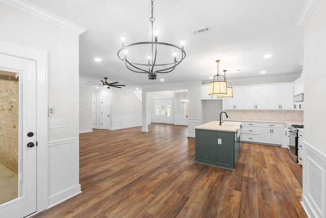 202 Cypress Glade Lane, Midland City, AL 36350