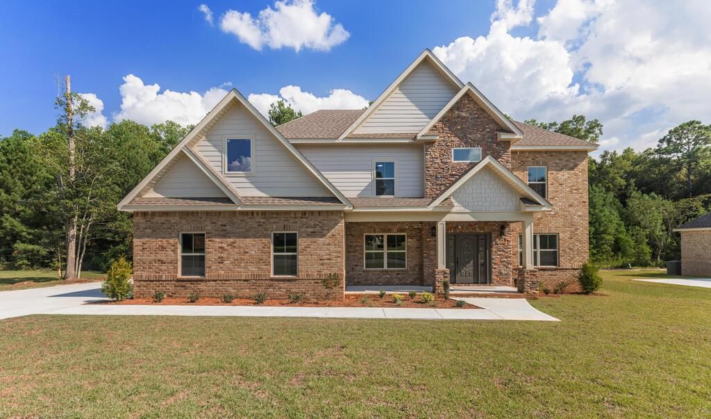 202 Cypress Glade Lane, Midland City, AL 36350