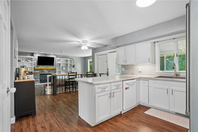 3101 Blue Ridge Court NE, Cedar Rapids, IA 52402