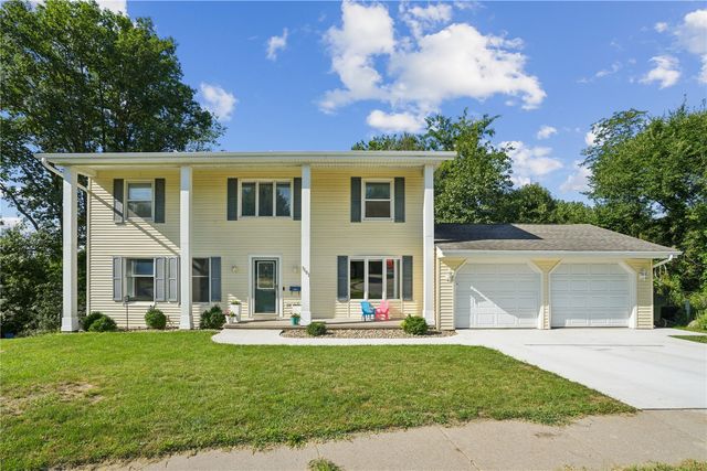 3101 Blue Ridge Court NE, Cedar Rapids, IA 52402