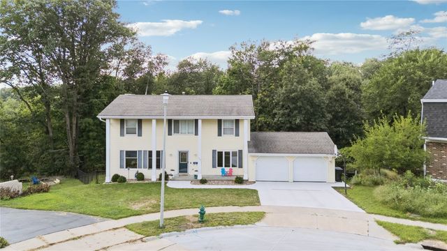 3101 Blue Ridge Court NE, Cedar Rapids, IA 52402
