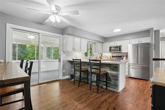 3101 Blue Ridge Court NE, Cedar Rapids, IA 52402