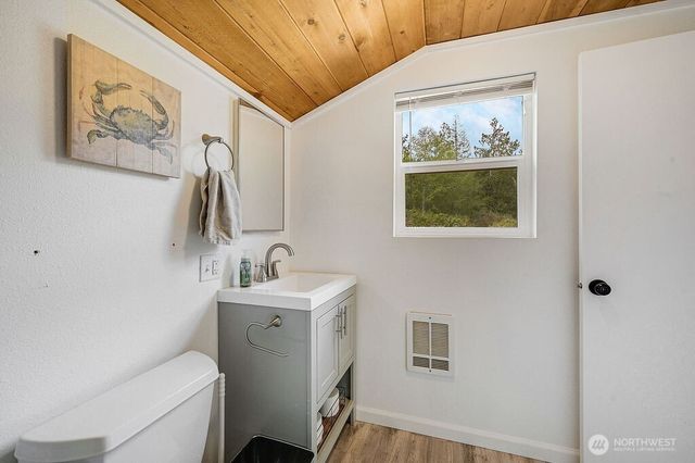 3740 Paradise Bay Rd, Port Ludlow, WA 98365