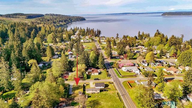 3740 Paradise Bay Rd, Port Ludlow, WA 98365