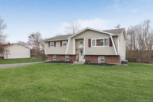 65 Maureen Drive, Middletown, NY 10940