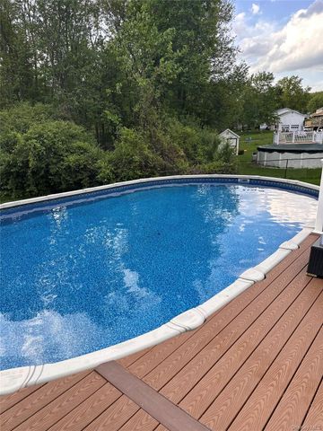 65 Maureen Drive, Middletown, NY 10940