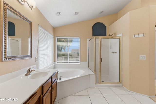 3360 W IVANHOE Court, Chandler, AZ 85226