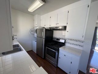 1241 17th Street 6, Santa Monica, CA 90404