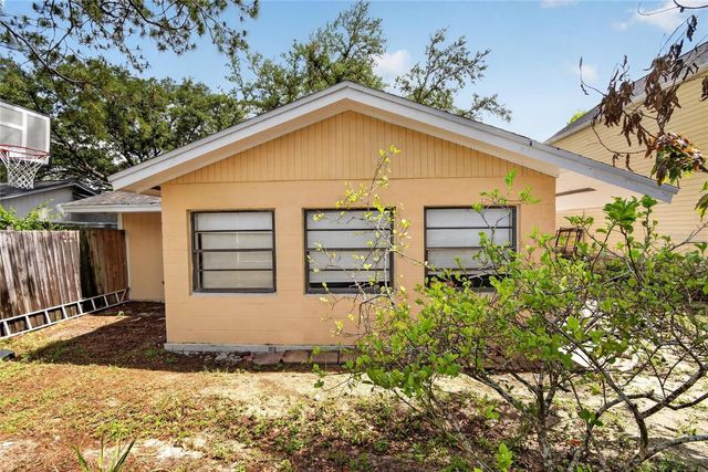 7606 LEON AVENUE, Tampa, FL 33637