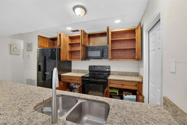 7606 LEON AVENUE, Tampa, FL 33637