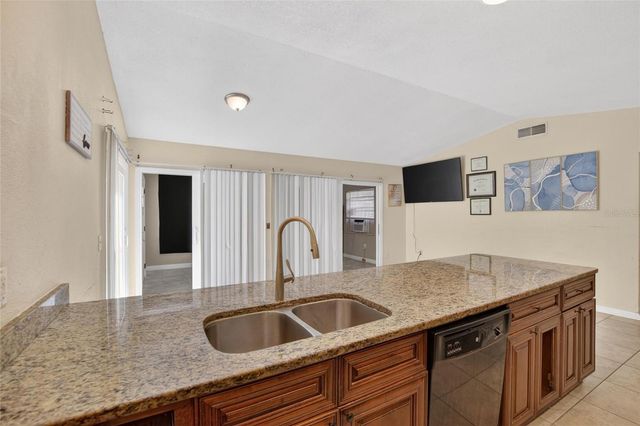 7606 LEON AVENUE, Tampa, FL 33637