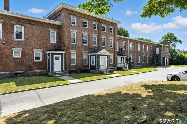 156 Garfield Avenue, New London, CT 06320