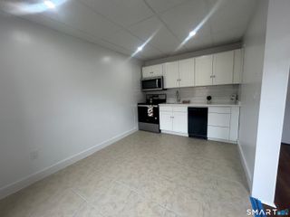 156 Garfield Avenue, New London, CT 06320