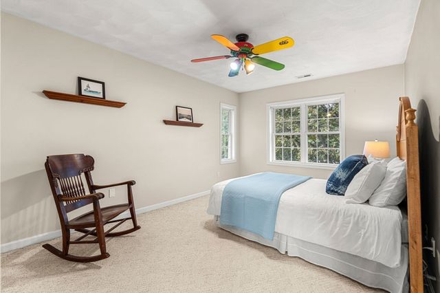 8 Jack Rabbit Ln, Westford, MA 01886