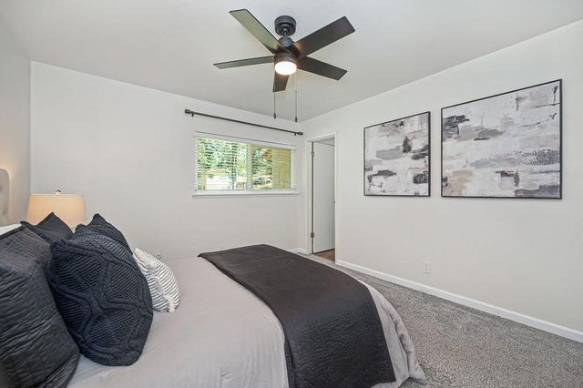 14069 Torrey Pines Dr, Auburn, CA 95602