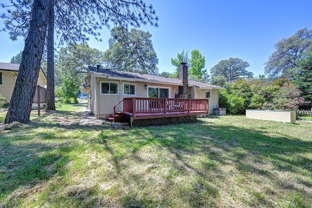 14069 Torrey Pines Dr, Auburn, CA 95602