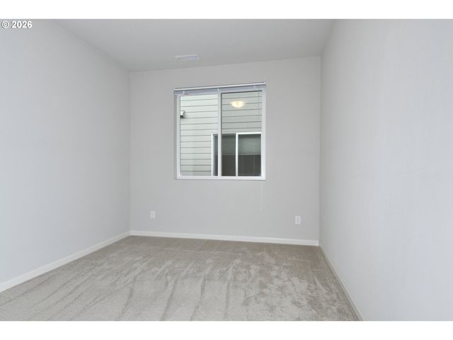 2270 Se TEAL Ave, Gresham, OR 97080